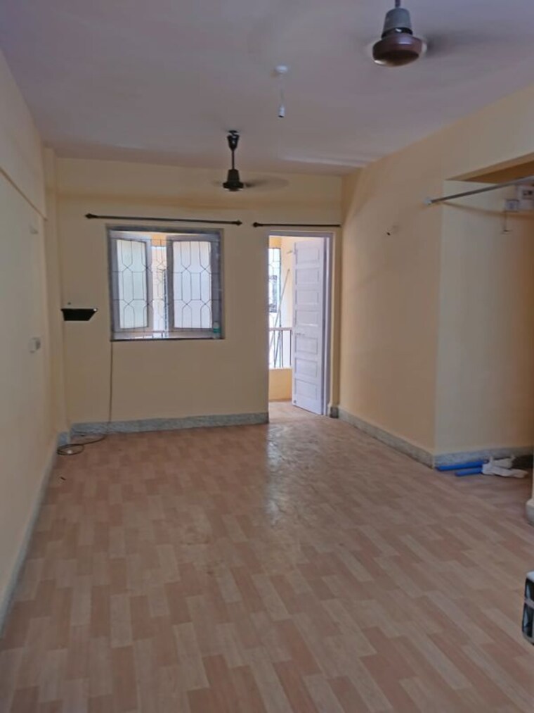Hall, brindaban-mathura-chs 2 Bedroom 745 Sq.Ft. Apartment In Vrindavan Society Thane 10460301