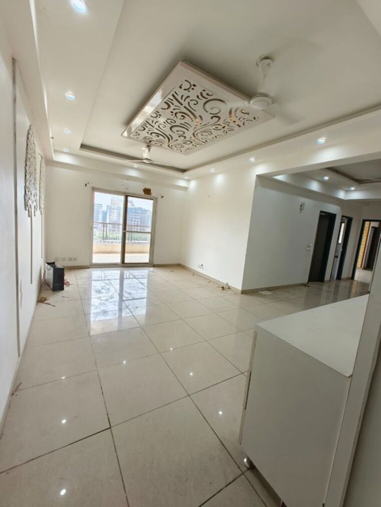 Hall, gulshan-vivante 4 Bedroom 2645 Sq.Ft. Apartment In Sector 137 Noida 10460309