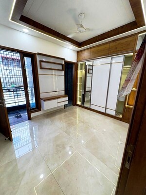 2 BHK Builder Floor For Rent in Kalkaji