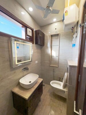 Attached Bathroom in 2 BHK Builder Floor at Kalkaji – for Rent