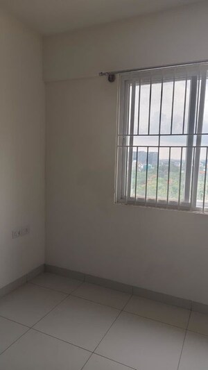 Room in 1.5 BHK Apartment at Bren Northern Lights, Jakkuru – for Rent