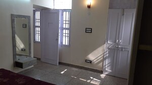 Room in 4 BHK Builder Floor at Sarvodaya Enclave – for Rent