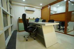  Office Space For Rent in Vaishnodevi Circle