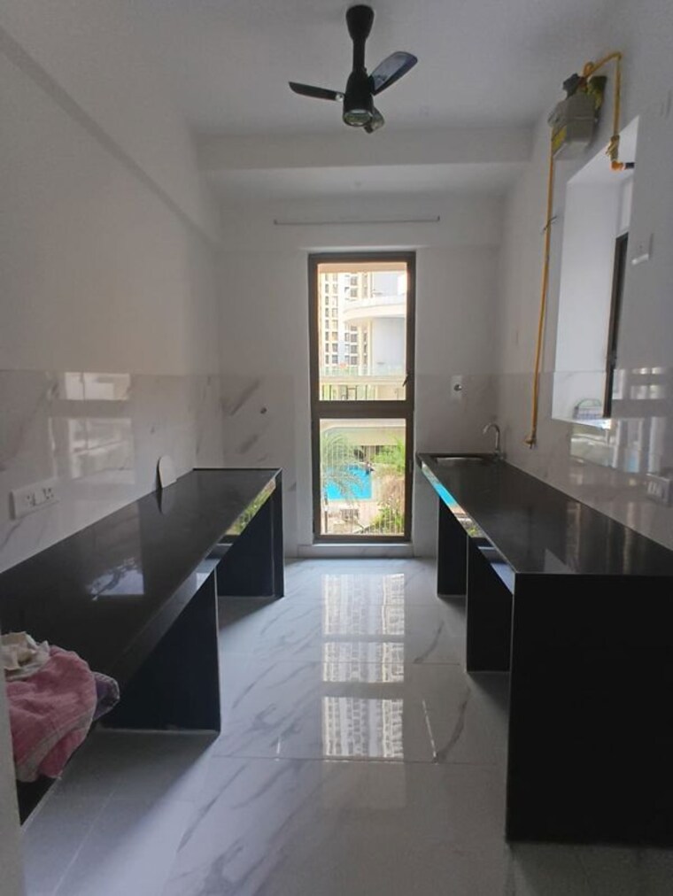 Team Area, colorplus-raymond-realty-phase-i 2 Bedroom 670 Sq.Ft. Apartment In Pokhran Road No Two Thane 10460385