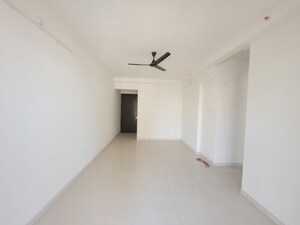 Room in 1.5 BHK Apartment at Godrej Emerald, Ghodbunder Road – for Rent
