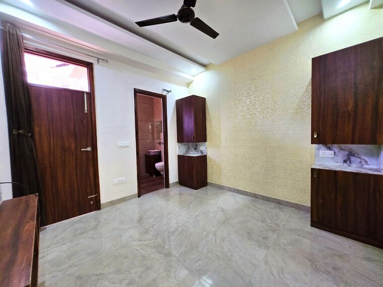 Room, preet colony 3 Bedroom 1050 Sq.Ft. Builder Floor In Preet Colony Zirakpur 10460398