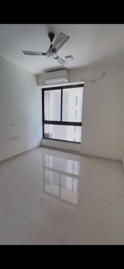 2 BHK + Basement Apartment For Rent in Sunteck Avenue 2