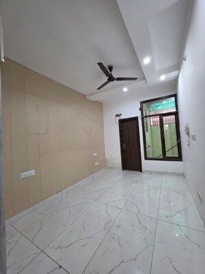 Room in 3 BHK Builder Floor at Preet Colony – for Sale