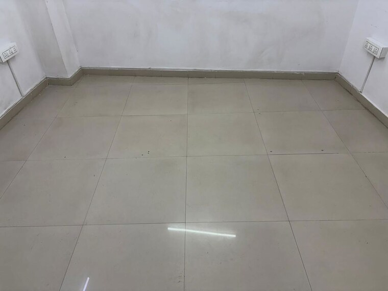 Team Area, rustomjee-eaze-zone-mall Commercial Office Space 122 Sq.Ft. In Malad West Mumbai 10460458