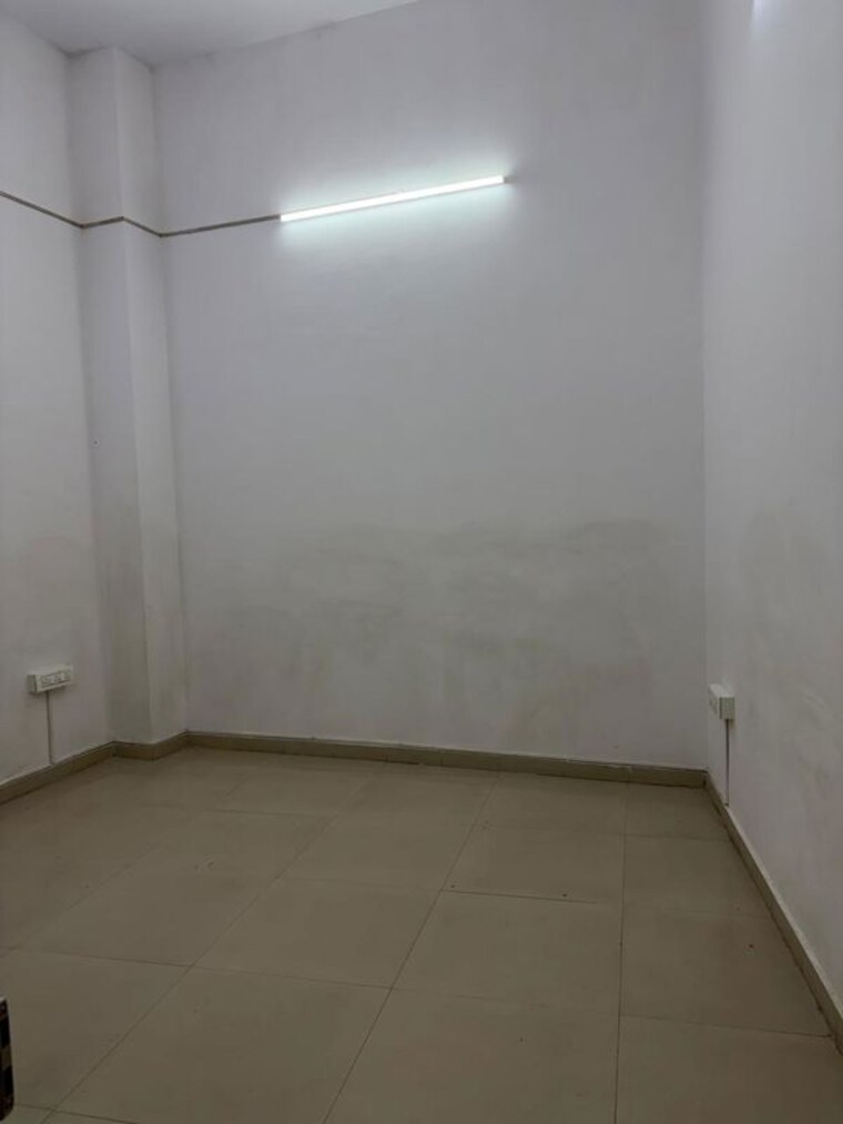 Team Area, rustomjee-eaze-zone-mall Commercial Office Space 122 Sq.Ft. In Malad West Mumbai 10460458