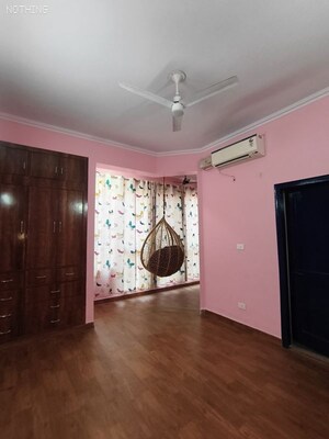Room in 3 BHK Builder Floor at Wazirabad – for Rent