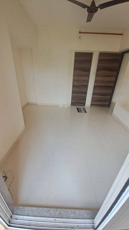 2 BHK + Pooja Room,Servant Room 700 Sq.Ft. Apartment in Lodha Amara