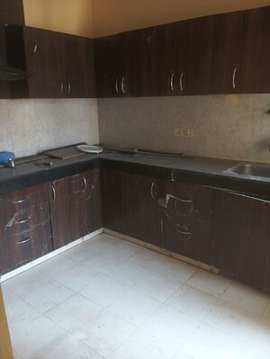 Kitchen in 3.5 BHK Apartment at Nandakini Alaknanda Estate, Amar Shaheed Path – for Rent