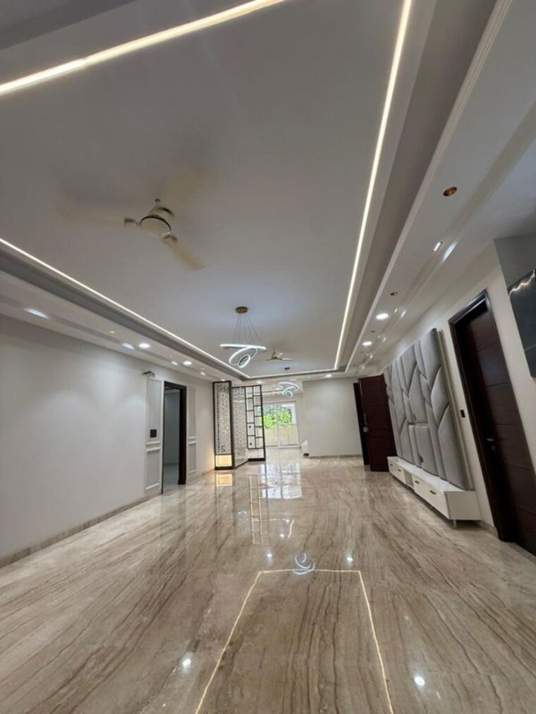 undefined, sector 21c 4 Bedroom 535 Sq.Yd. Builder Floor In Sector 21c Faridabad 10460509