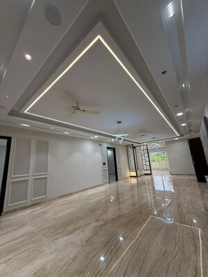 4 BHK Builder Floor For Sale in Sector 21c