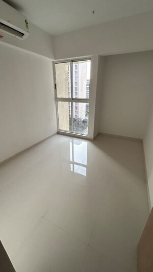1.5 BHK Apartment For Sale in Lodha Upper Thane, Anjur