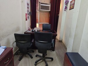 Team Area in  Co-working Space at Nirman Vihar – for Rent