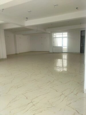 Room in  Office Space at Sushant Golf City – for Rent