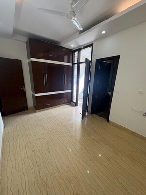 Attached Bathroom in 2 BHK Builder Floor at Kalkaji – for Rent