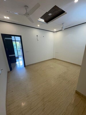 2 BHK Builder Floor For Rent in Kalkaji