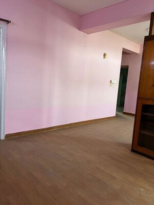 Room in 2 BHK Apartment at Lalleshwari Vatika cghs, Sector 21d – for Rent