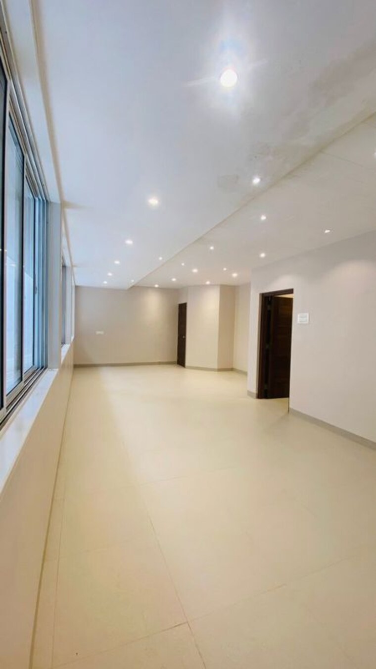 Room, aaradhana-chs-lokhandwala 6+ Bedroom 10000 Sq.Ft. Villa In Lokhandwala Mumbai 10460677