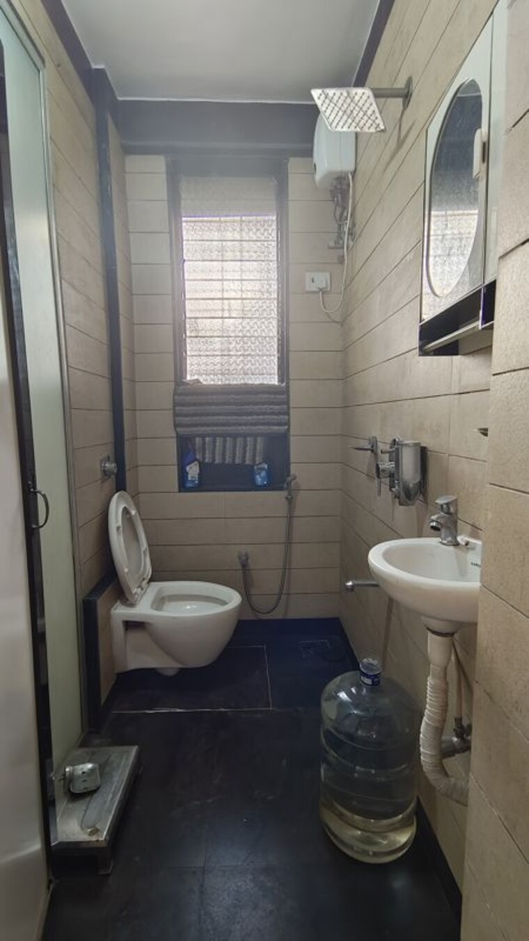 Bathroom, atharwa-chs 1 Bedroom 465 Sq.Ft. Apartment In Mulund East Mumbai 10460648