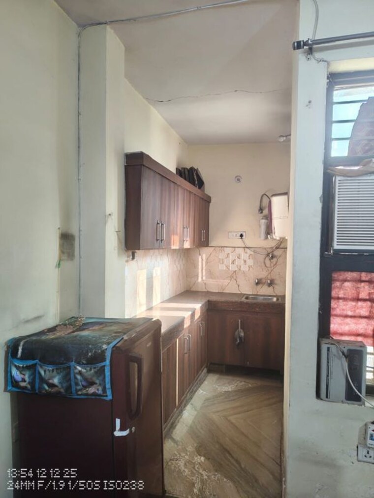 Kitchen, kalkaji 3 Bedroom 200 Sq.Yd. Villa In Kalkaji Delhi 10460692