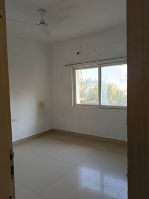 Room in 4 BHK Apartment at Godrej Garden City, Jagatpur – for Rent