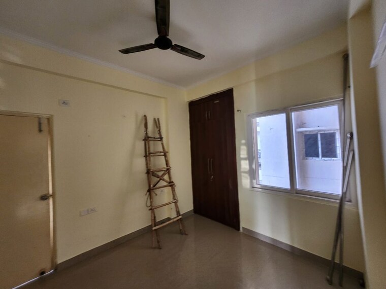Room, sector 150 2 Bedroom 1050 Sq.Ft. Apartment In Sector 150 Noida 10460715