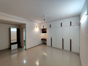 Room in  Apartment at Mantri Webcity, Hennur – for Rent