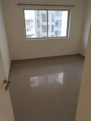 Room in 3 BHK Apartment at Goyal And Co Orchid Paradise, Bopal – for Rent