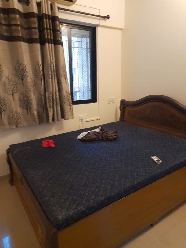 2 BHK + Servant Room 600 Sq.Ft. Apartment in Lalani Residency