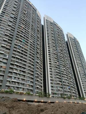 2 BHK Apartment For Rent in Paradise Sai World Empire, Kharghar
