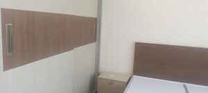 Study Room in 2.5 BHK Apartment at Sector 10a – for Rent