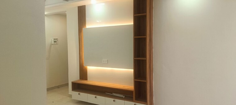 Hall, sector 10a 2.5 Bedroom 820 Sq.Ft. Apartment In Sector 10a Gurgaon 10460770