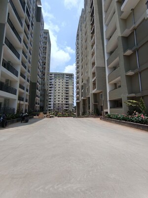 2 BHK Apartment For Sale in Vasavi Lake City, Hafeezpet