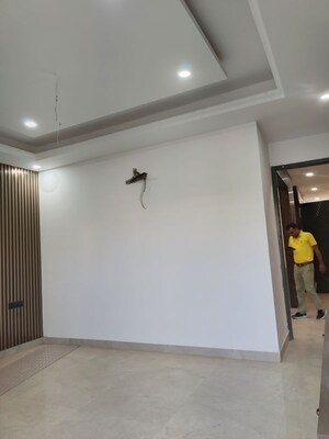 Room in 4 BHK Builder Floor at BP Homes, Sector 85 – for Sale