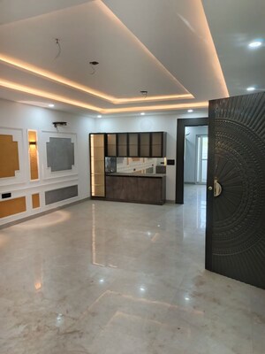 Room in 4 BHK Builder Floor at BP Homes, Sector 85 – for Sale