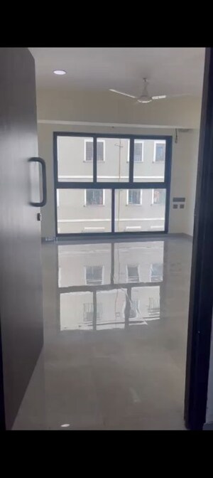 Room in 1 BHK Apartment at Paradigm El Signora, Jogeshwari West – for Sale