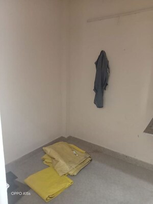 Furnished Amenities in 3 BHK Builder Floor at Safdarjung Enclave – for Rent