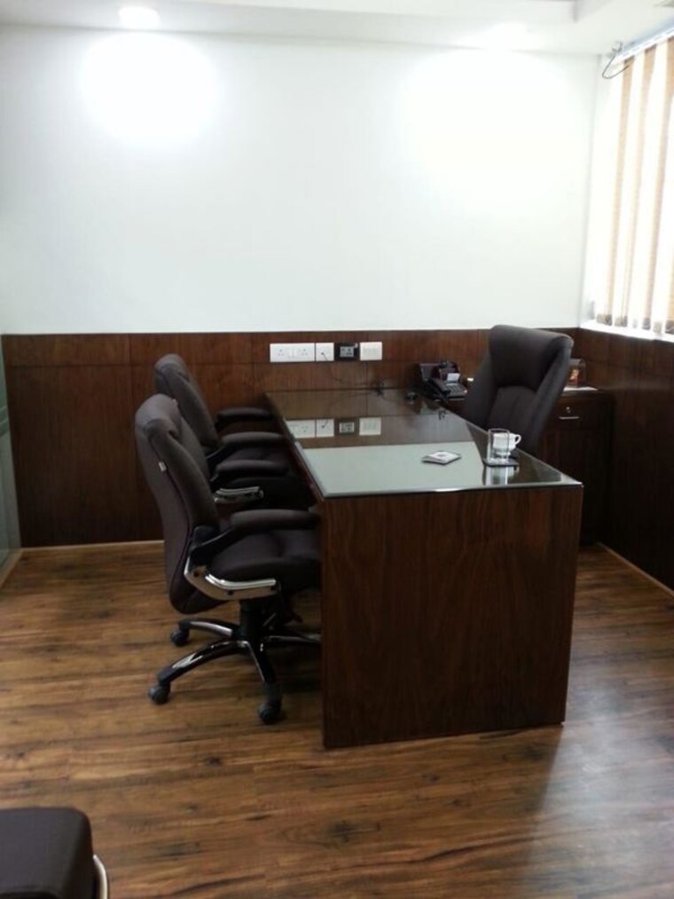 undefined, vijay nagar Commercial Office Space 1700 Sq.Ft. In Vijay Nagar Indore 10460832