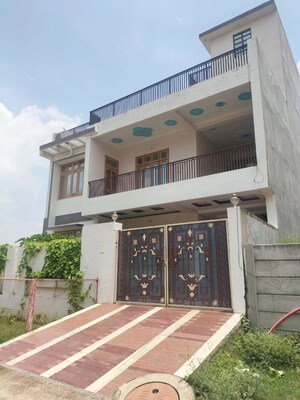 3.5 BHK Builder Floor For Rent in Sushant Golf City