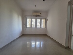 Room in 3 BHK Apartment at Royal Palms, Goregaon East – for Rent
