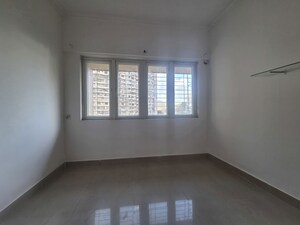 Room in 3 BHK Apartment at Royal Palms, Goregaon East – for Rent