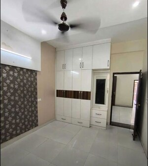 3 BHK Apartment For Sale in Vip Road