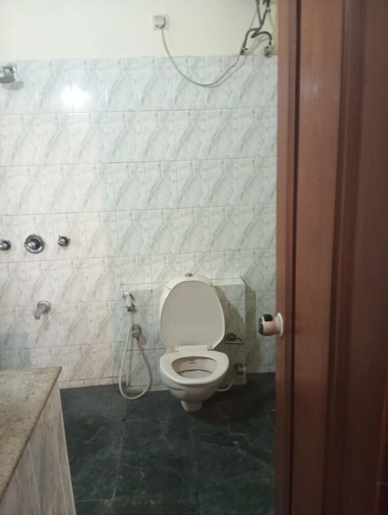 Bathroom, happy-homes-btm-layout 4 Bedroom 2400 Sq.Ft. Independent House In Btm Layout Bangalore 10460908