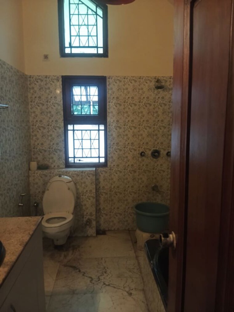 Bathroom, happy-homes-btm-layout 4 Bedroom 2400 Sq.Ft. Independent House In Btm Layout Bangalore 10460908