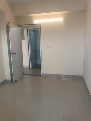 Room in 1 BHK Apartment at Sector 14 Dwarka – for Rent