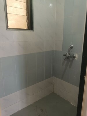 Bathroom in 1 BHK Apartment at Sector 14 Dwarka – for Rent